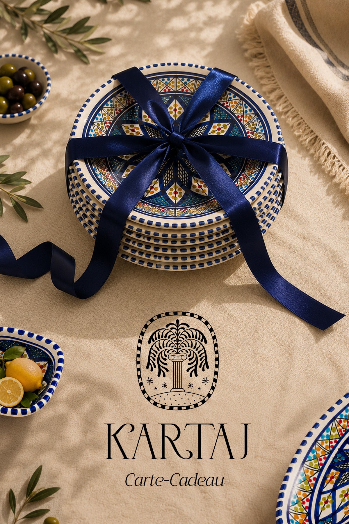 Carte-cadeau KARTAJ pour offrir de la vaisselle artisanale et des foutas inspirées de la Méditerranée.