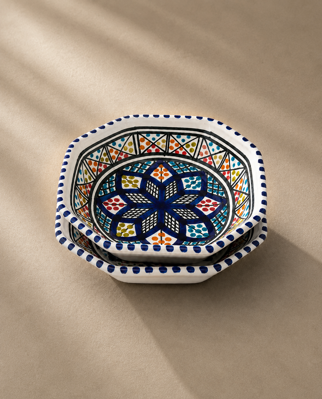 Lot de 2 bols octogonaux en céramique artisanale tunisienne de la collection Médina.