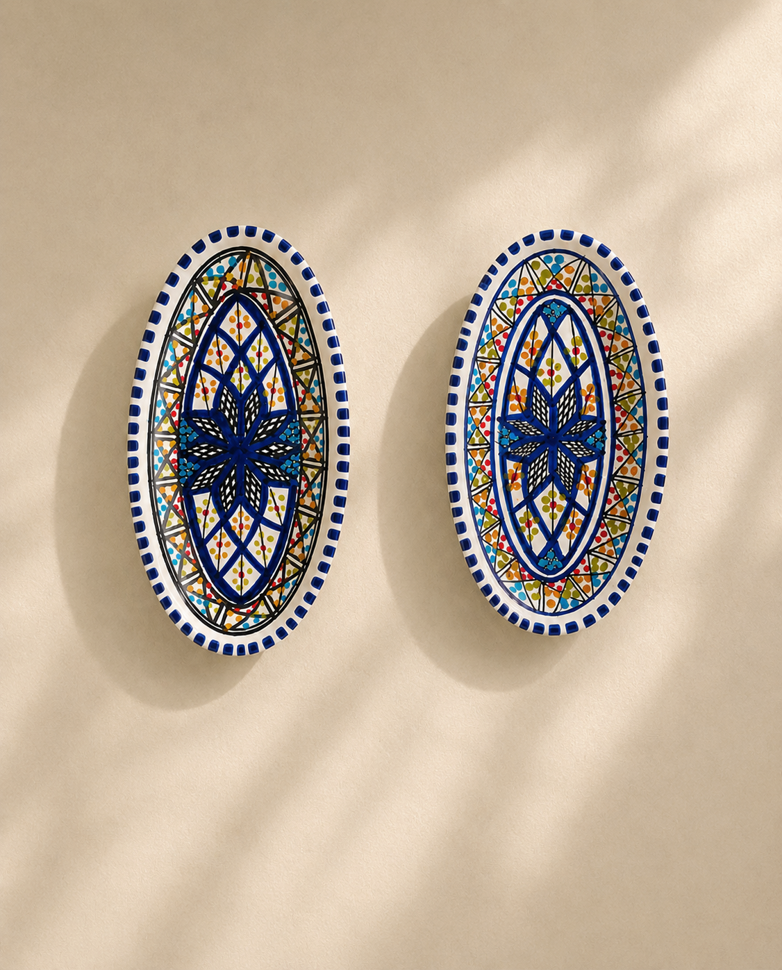 Lot de 2 petits plats ovales en céramique artisanale tunisienne de la collection Médina.